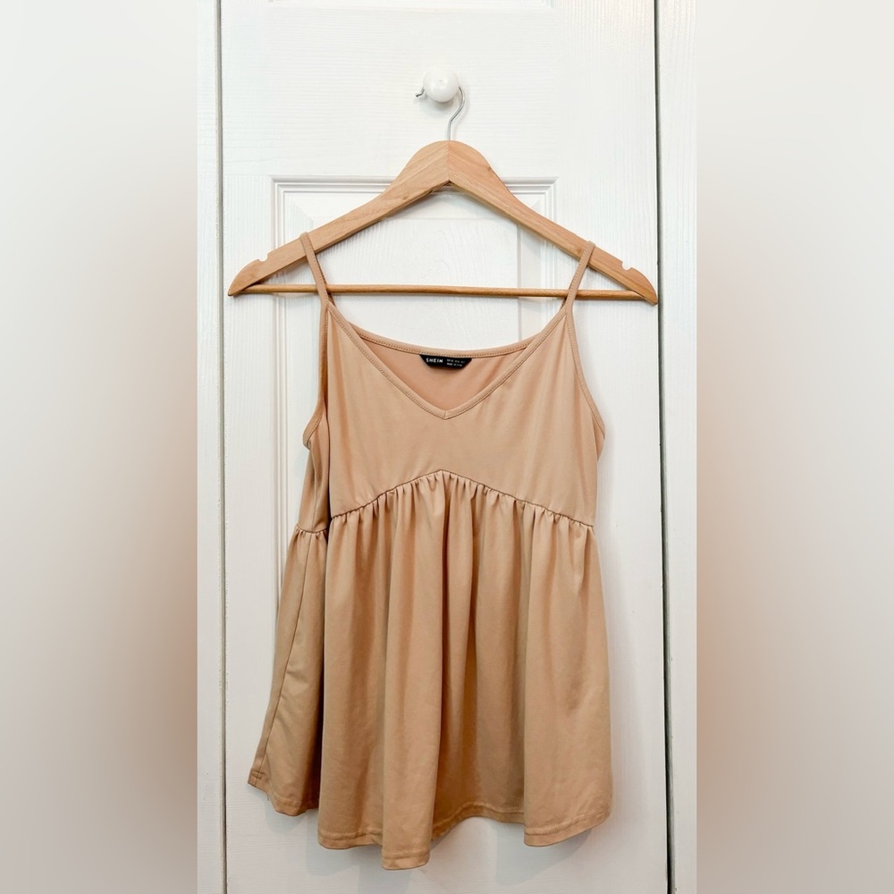 |Shein Solid Flared Hem Cami Top|~ Lightly worn~ color:Beige~